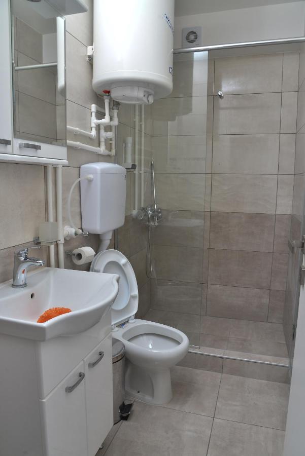 Mesecev Konak Bed and Breakfast Ni Buitenkant foto